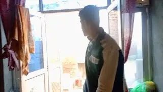घर के अंदरआई चिड़िया