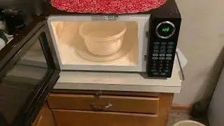 Sunbeam $40 Microwave SGB8901 9 year update Black Friday Special from 2015 Target