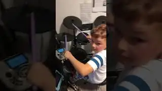 She bangs the drums stone roses .Drum cover by TQ junior 