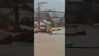 Devastating #flooding caused by #Typhoon #Tino in Bacayan, Cebu City, #Philippines 🇵🇭 (04.11.2025)