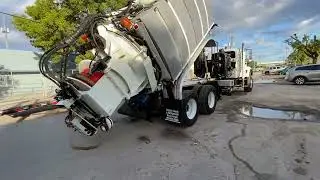 2015 International 7500 AQUATECH B-10 VACUUM/JETTER COMBO Truck
