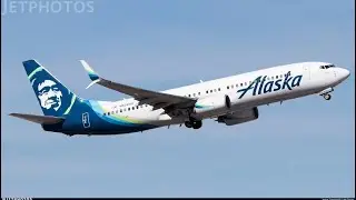 Alaska airlines 737-800 red eye landing Seattle-Tacoma international airport #aviation