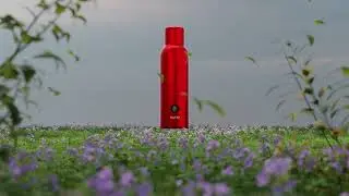 Blender Product Animation | Shiny Bottle Ad with Realistic Lighting