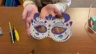 Crafts to Go: Mardi Gras Mask