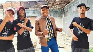 Een kaans _Jon-Drè official music video