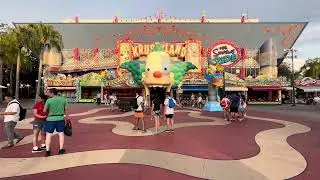 Universal Ambient Windows - The Simpsons Ride: Krustyland Katastrophe! (Daytime) - 5 mins.