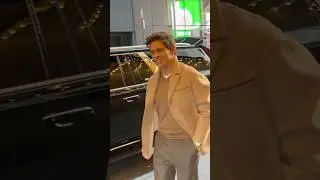James Marsden walks with the confidence of a movie heartthrob! #jamesmarsden #mensstyle #heartthrob