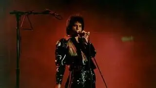 Queen Somebody To Love Live London 1978