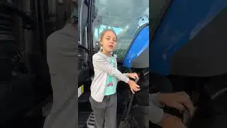 Трактор New Holland T8.435 в России