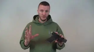 How to hold a pistol like a pro