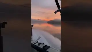 Kentucky Striper Guide Service Lake Cumberland, Kentucky Running out to the fishing grounds!