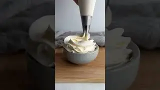 Cream cheese, whipped, cream, frosting! #frosting #whippedcream #baking