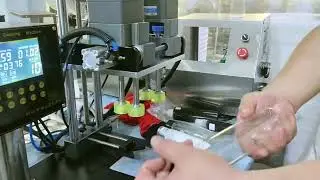 Tabletop type screw capping machine semi automatic capper tested for Bulgarian customer