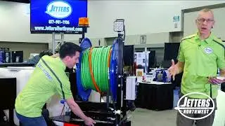 Convenient Controls on a Jetting Hose Reel that Moves With You