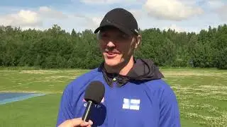 LASSI ETELÄTALO PALJASTAA MIKSI EI OLE VIELÄ HEITTÄNYT KILPAILUISSA JA KOSKA NUMERO ILMESTYY RINTAAN