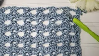 EASY PEASY 2 ROW REPEAT! Beautiful & lacy crochet stitch pattern that you will memorize quickly!