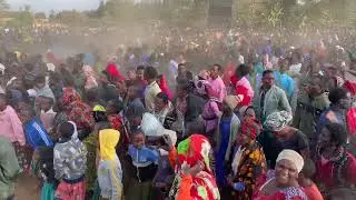 Afrika, det eksotiske og annerledes. Vi besøker Gitting i hjertet av Tanzania, under høye Hanang. 4K