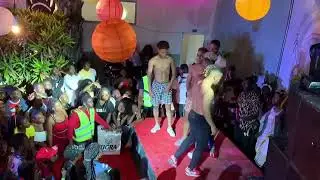 O Team (Ner&uacute; Americano 🇺🇸 e os Santiegos) atuando  em SAURIMO relembrando o tempo de kuduro 🔙🔙