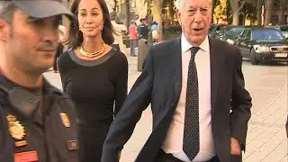 Isabel Preysler y Vargas Llosa de la mano en la &oacute;pera