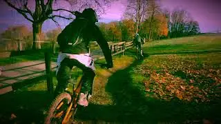 Bikepark Gurten Trail 1/3 Swiss Mountain Downhill Bern City (Rock Musik)
