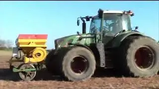 A year on the farm, all jobs at work, new and old machinery #17