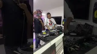 Techno 90 Animación Pato Landázuri feat San dj Lobo