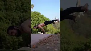 Core vs shoulder strength in bodyweight training #tuckplanche #lolasana #calisthenics