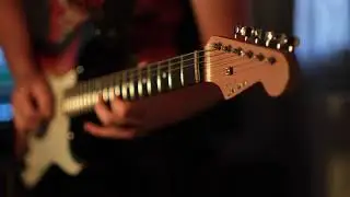 Dilian Stratocaster Berry Rock 4K