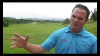 Arnaldo Valent&iacute;n, director de golf en Caguas Real