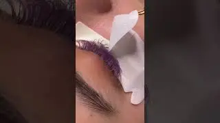 Lashing in layers 💜🖤 #lashes #lashextensions