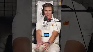 Eli Manning gives us his hard count to try and get us to jump offside @Rhoback