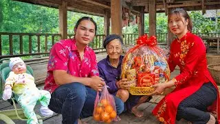 A Warm Tet Season: Giving Gifts to the Elderly and Those Living Alone | SURVIVAL ALONE