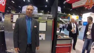 How to Keep Food Warm When Transporting | Metro C5 T Series Insulated Mobile Heated Cabinet