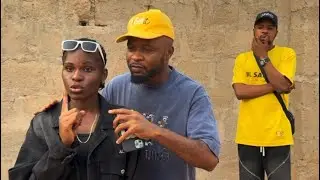 Boyfriend surprise his pregnant girlfriend with money 