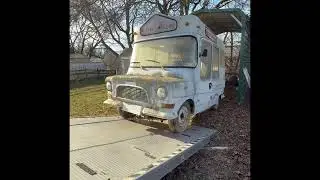 Pulling out a '71 Whitby Morrison Ice Cream Truck #car #cars #autos #truck #automobile #icecream #yt