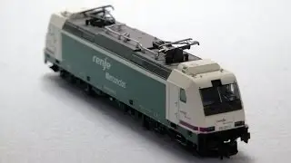 253 RENFE Operadora (Arnold)