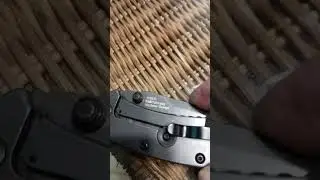 KERSHAW pocket knife. speedsafe, assist blade. Hinderer Design 1555TI