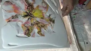 Pouring avec une paille et un plateau tournant #pouring #fluidartist #painting #peintureacrylique
