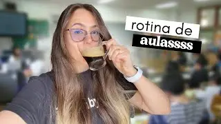 corrigindo provas e trabalhos dos alunos
