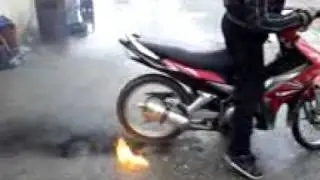 yamaha crypton X burnout ANTEL