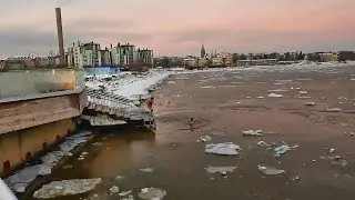 Cold Water Therapy: Winter Swimming in the Baltic Sea #reversevideo