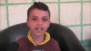 شاهد الأب الذي دفن ابنه حياً