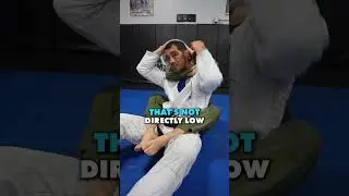 Как избежать удушающего приема сзади