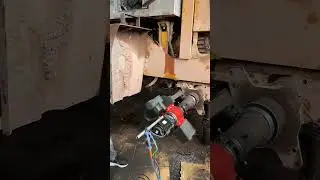 On-site repair this truck axle, S Power Portable machining & welding tools supplier, factory direct.