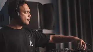 Synaptic Transmissions: Abhi Meer's Atmospheric Electronic Voyage