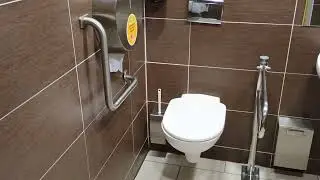 Inva-WC Złote Tarasy McDonalds Varsova