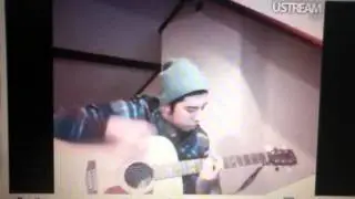 REALITEITTIJD OP USTREAM #10 ( MERT SPEELT GITAAR )
