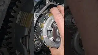 ninja 400, is this clutch basket movement normal?