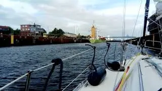 Nord-Ostsee-Kanal Einfahrt in die Kieler Schleuse