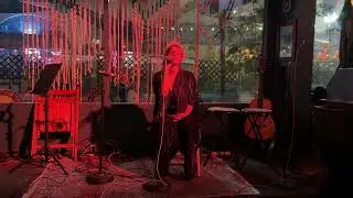 Resonate (Ravenn original)--Ravenn @ The Den Cafe open mic, Santa Ana CA